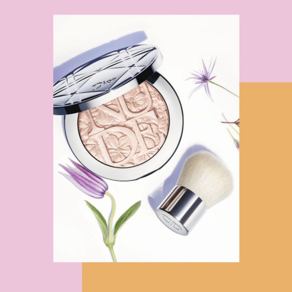 NEW DIORSKIN NUDE AIR ILLUMINATING POWDER